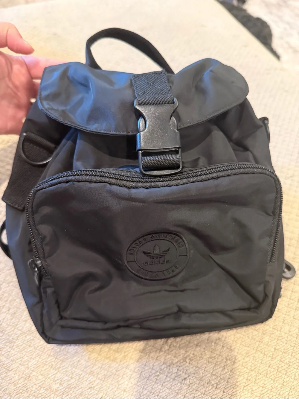 N/A versatile black